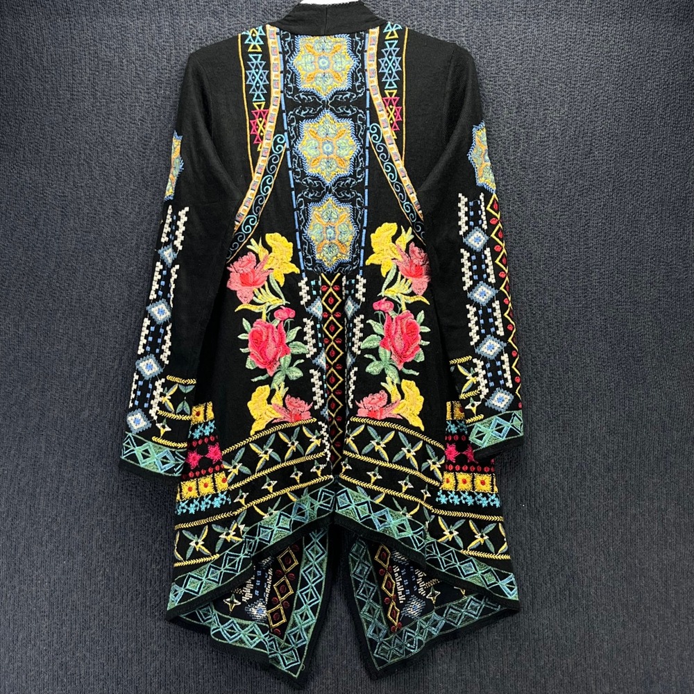 Biya Johnny Was Embroidered Floral Cardigan Sweater Black B54618-6 Womens Medium - Picture 2 of 7